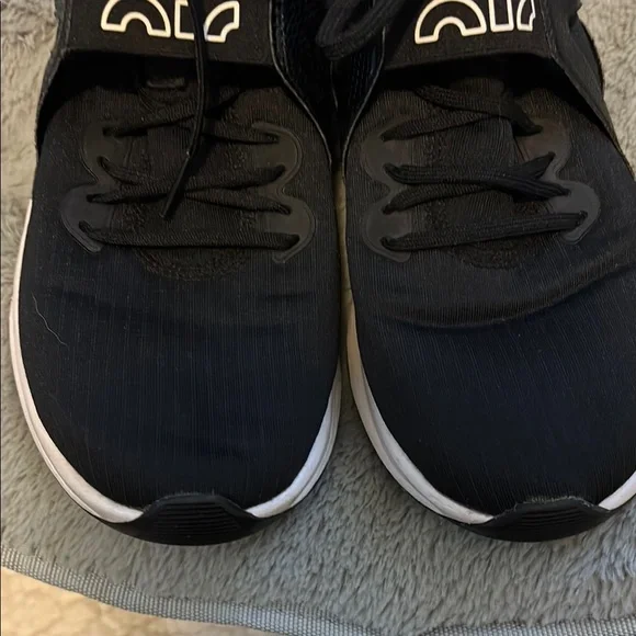 Nike Airmax Women Size 8.5 Black Sneakers - Picture 4 of 13